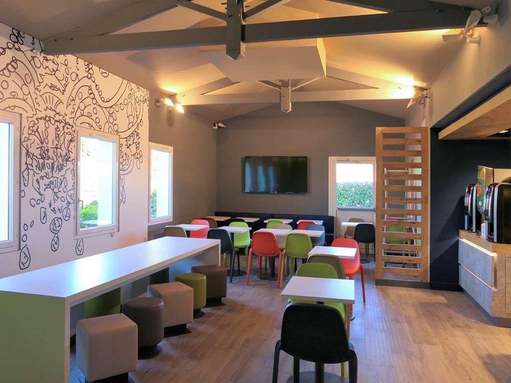 Ibis Budget Perigueux Boulazac Ресторант снимка