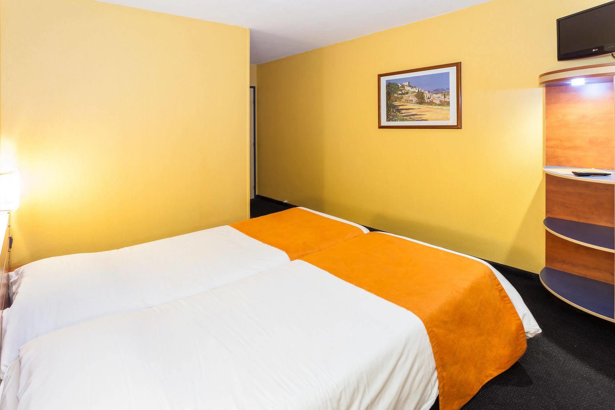 Ibis Budget Perigueux Boulazac Екстериор снимка